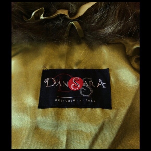 Ruffled unique fur coat - Picture 4 of 4